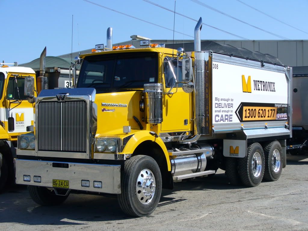 Trucks027.jpg