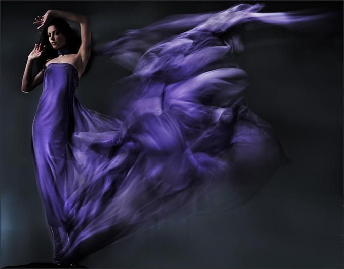 woman in purple dress dreaming photo: Beautiful Woman 9e00fbe1c0af0cafc067033.jpg